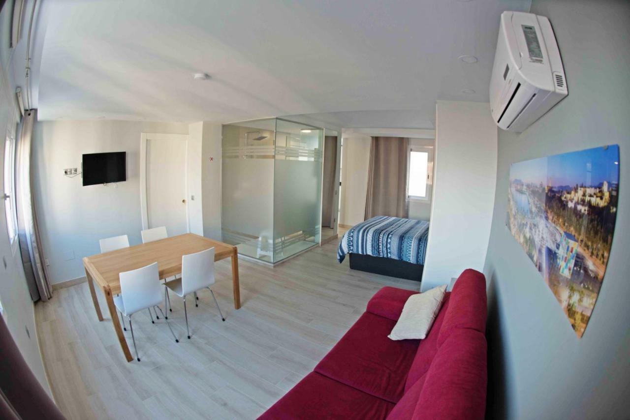 Luxury And Cozy Apartment Malaga Exterior photo
